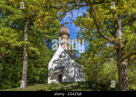 Petite chapelle dans le parc du palais de Linderhof, Ettal, Allgäu, Bavière, Allemagne Banque D'Images