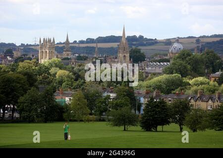 Blick vom South Park auf die Altstadt von Oxford, Oxfordshire, Angleterre Banque D'Images