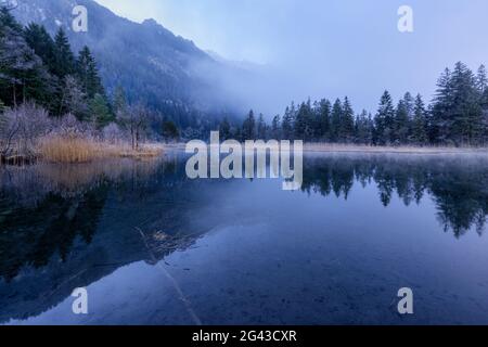 Au Sieben Quellen en février, dans le quartier de Garmisch-Partenkirchen, haute-Bavière, Bavière, Allemagne, Europe Banque D'Images