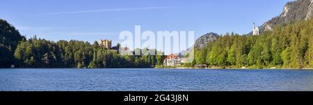 Château de Hohenschwangau et Château de Neuschwanstein à Schwansee, panorama, Allgäu bavarois, Bavière, Allemagne Banque D'Images