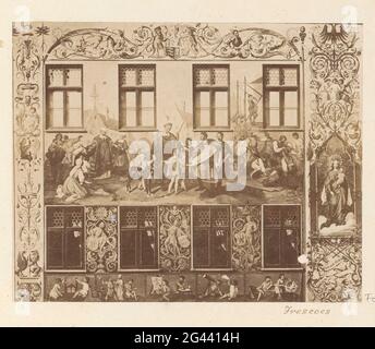 Fresque sur une façade de l'ancienne maison de Hans Jakob Fugger à Augsbourg; fresques. Fait partie de l'album de voyage avec des photos de la Suisse, de l'Autriche, de l'Italie et de l'Allemagne. Banque D'Images