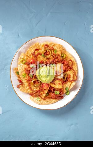 Nachos, chips de tortilla mexicaines, tiré d'en haut Banque D'Images