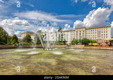 Fontaine à Ulrichplatz à Magdeburg, Saxe-Anhalt, Allemagne Banque D'Images