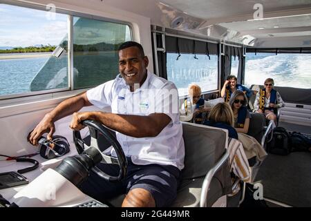 Transfert pour les clients en hors-bord de Port Denarau Marina à six Senses Fiji Resort sur l'île de Malolo, Port Denarau, près de Nadi, Viti Levu, îles Fidji Banque D'Images