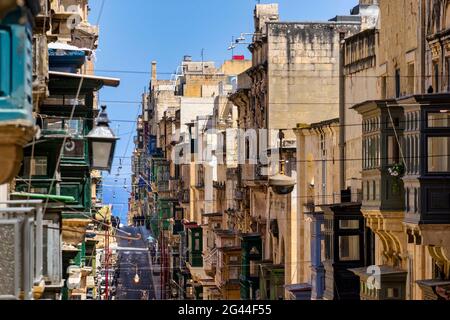 Dans les rues de la Valette, Malte, Méditerranée, Europe Banque D'Images
