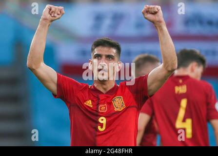 Séville, Espagne. 19 juin 2021. Football: Championnat d'Europe, Espagne - Pologne, cycle préliminaire, Groupe E, Journée 2, Estadio de la Cartuja: Le Gerard Moreno d'Espagne célèbre après avoir obtenu le score de 1-0. Credit: Cezaro de Luca/dpa/Alay Live News Banque D'Images