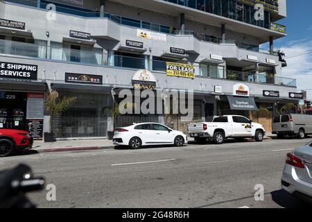 Los Angeles, CA USA - 13 août 2020 : de nombreux magasins du quartier de la mode de Los Angeles n'ont pas pu rouvrir après l'enfermée du coronavirus Banque D'Images