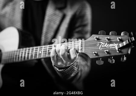 Joueur de guitare noir et blanc Banque D'Images