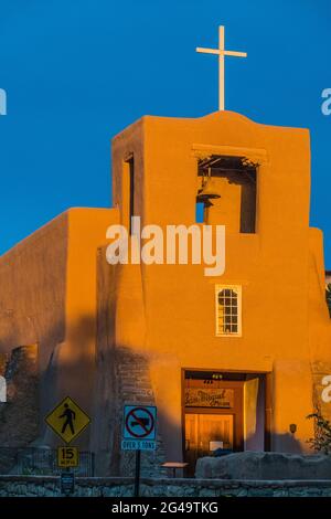 Mission San Miguel vers 1610 connue comme la plus ancienne structure d'église aux États-Unis. Banque D'Images