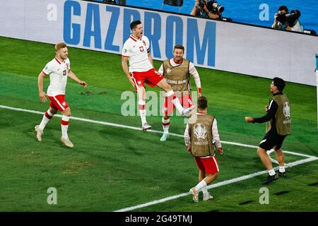 Robert Lewandowski de Pologne célèbre son but lors du match de football de l'UEFA Euro 2020, Groupe E entre l'Espagne et la Pologne le 19 juin 2021 au stade de la Cartuja à Séville, Espagne - photo Joaquin Corchero / Espagne DPPI / DPPI / LiveMedia Banque D'Images