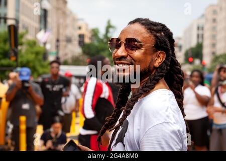 Washington, DC, États-Unis. 19 juin 2021. Photo : célébration du dix-septième anniversaire de Black Lives Matter Plaza. Crédit : Allison Bailey/Alamy Live News Banque D'Images