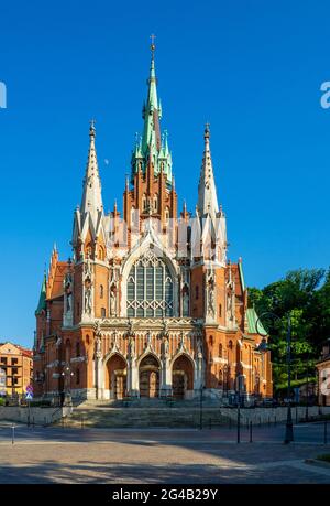 Cracovie, Pologne. Église Saint Joseph - une église catholique romaine historique de style néo-gothique à la place Podgorski à Podgordistri Banque D'Images