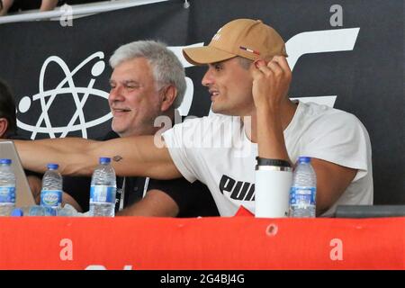 Jean Luc et Florent Manaudou lors des championnats de natation 2021 élite française le 19 juin 2021 au complexe de l'Odyssée à Chartres, France. Photo de Laurent Lairys /ABACAPRESS.COM Banque D'Images