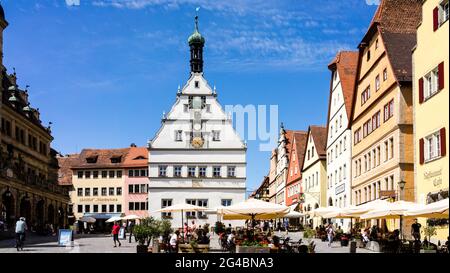 Rothenburg ob der Tauber, Franconie/Allemagne : Maisons historiques de Marktplatz (place du marché) Banque D'Images