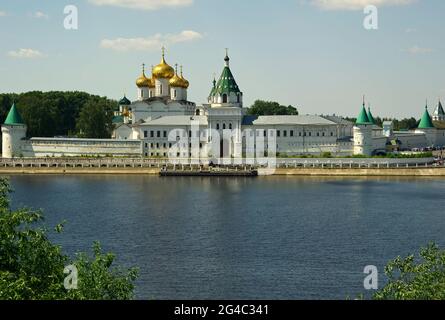 Monastère d'Ipatiev dans la région de Kostroma. Banque D'Images