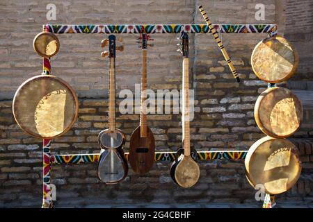 Instruments de musique locaux à Khiva, Ouzbékistan Banque D'Images