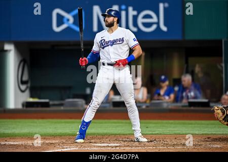 Texas Rangers' Rougned Odor fields a throw in a baseball game against the  Minnesota Twins in a baseball game Friday, June 22, 2018, in Minneapolis.  (AP Photo/Jim Mone Stock Photo - Alamy