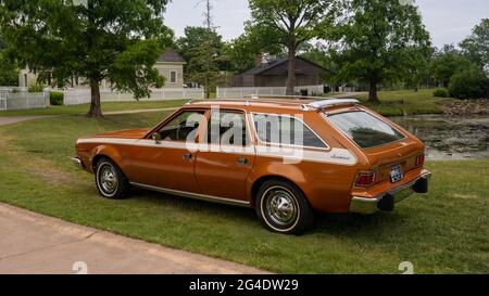 DEARBORN, MI/USA - 19 JUIN 2021 : une voiture AMC Hornet 1973 au salon de la voiture Henry Ford (THF) Motor Muster, à Greenfield Village, près de Detroit, MI Banque D'Images