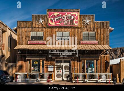 Fort Davis Drugstore, ancien Old Texas Inn, hôtel historique de fort Davis, Texas, États-Unis Banque D'Images