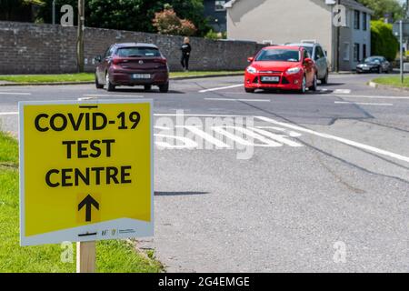 Bandon, West Cork, Irlande. 21 juin 2021. Un centre de test COVID-19 a ouvert ses portes aujourd'hui à l'hôpital communautaire de Bandon. Le centre d'essais est ouvert aujourd'hui et demain pour faciliter les essais de passage de 11 h à 19 h sans rendez-vous. Crédit : AG News/Alay Live News Banque D'Images