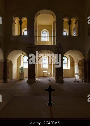 Ancienne église abbatiale, œuvre carolingienne de l'Ouest, patrimoine culturel mondial Château de Corvey, Hoexter, Weserbergland, Rhénanie-du-Nord-Westphalie, Allemagne Banque D'Images