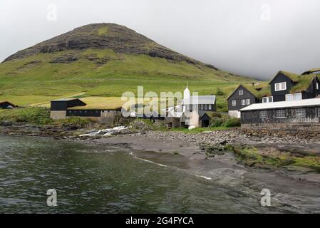 Le village de Bøur sur l'île de Vagar dans les îles Féroé Banque D'Images
