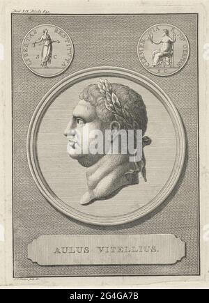 . Médaille au portrait de Vitellius (Aulus Vitellius), empereur romain. Pièces de monnaie romaines dans les coins supérieurs. Banque D'Images