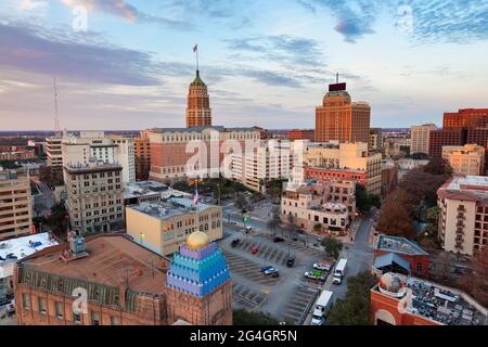 San Antonio, Texas, États-Unis horizon du centre-ville dans la matinée. Banque D'Images