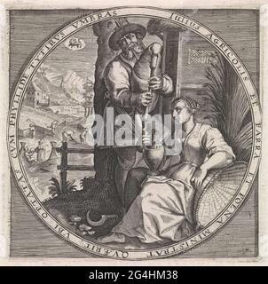 . Le mois de juillet : un joueur de cornemuse et une femme avec une carafe se reposant. En arrière-plan les agriculteurs qui récoltent des chorales. En haut à gauche le signe du zodiaque qui appartient au mois de juillet: Lion. L'impression a un cadre avec un périphérique en latin qui se réfère aux travaux du mois de juillet. Copier en miroir sur l'imprimé éponyme de la passe Crispijn (I). Banque D'Images