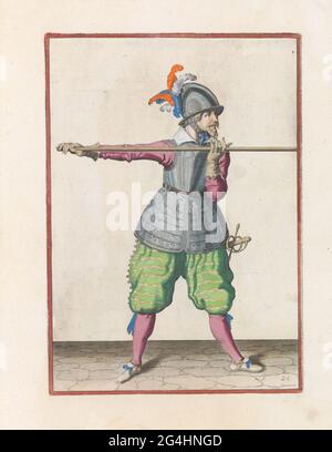 Soldat portant sa brochette avec les deux mains horizontalement à hauteur d'épaule, sa main droite au pied de l'arme; Corte Underswsinghe sur la figure figureerliicke, entre autres T'oodcht Ghebruyck, d'Al T'ghene a Soldaet Int agissant de la brochette est Nreich. Un soldat, pour les pieds, qui porte une brochette (lance) avec les deux mains horizontalement à hauteur d'épaule, sa main droite au pied de l'arme. Cet imprimé fait partie de la série de 32 imprimés numérotés à la main de brochettes dans l'opéra d'armes. Banque D'Images