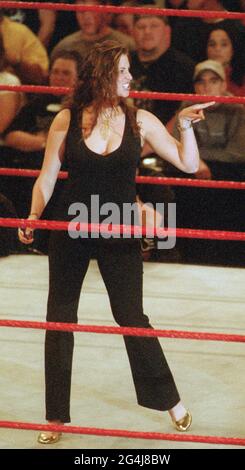 Stephanie McMahon 2000 Photo de John Barrett/PHOTOlink Banque D'Images