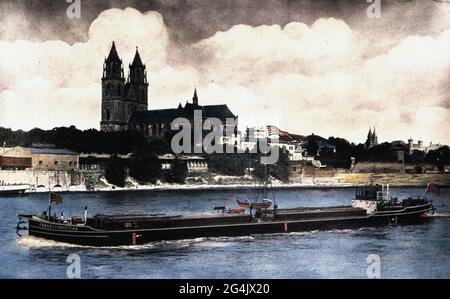 Transport / transport, navigation, navires marchands, barge à moteur 'Franz-Christian', sur l'Elbe à Magdebourg, À USAGE ÉDITORIAL EXCLUSIF Banque D'Images