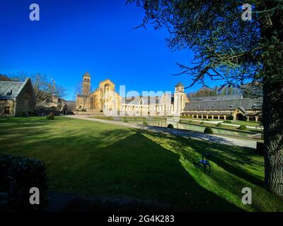 Abbaye d'Orval cistercienne trappiste ou Abbaye notre-Dame d'Orval, bière trappiste, Villers-devant-Orval, Luxembourg, Belgique Banque D'Images