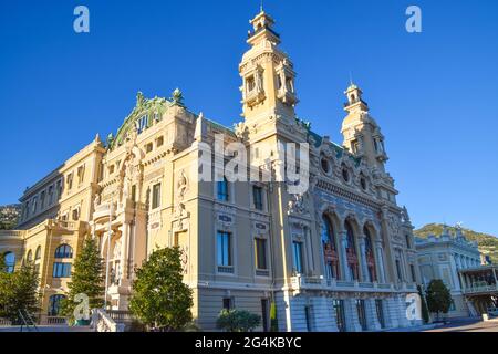 Monte Carlo, Monaco, 2019. Vue extérieure de l'Opéra de Monte Carlo. Crédit : Vuk Valcic / Alamy Banque D'Images