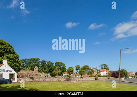 St Andrews Kirk et boutique de golf à Gullane, East Lothian Banque D'Images