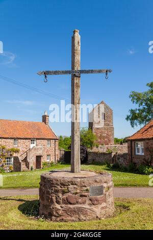 Le tron était un équilibre de faisceau utilisé pour peser les sacs de laine lors d'une foire annuelle, Stenton, East Lothian Scotland Banque D'Images