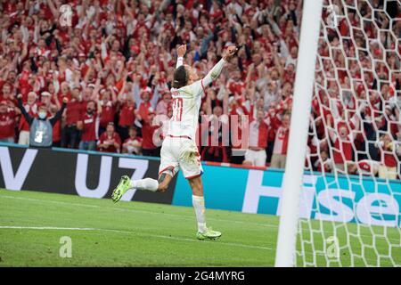 Jubilation Yussuf Yulary POULSEN (DEN) après son objectif à 2: 0, étape de groupe, groupe de ronde préliminaire B, jeu M27, Russie (RUS) - Danemark (DEN) 1: 4 le 21 juin 2021 à Copenhague/Danemark. 2021-11.07.2021. Â Banque D'Images