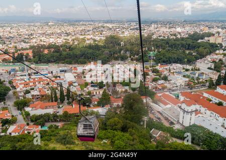 SALTA, ARGENTINE - 9 AVRIL 2015 : vue aérienne de Salta depuis Teleferico (téléphérique), Argentine Banque D'Images