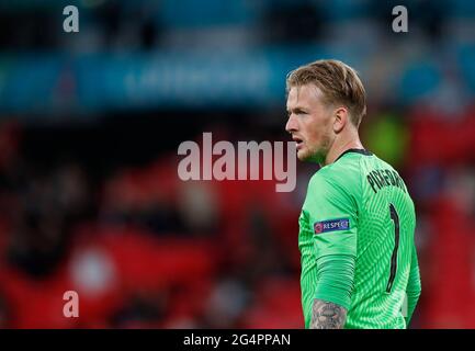 Londres, Grande-Bretagne. 22 juin 2021. Le gardien de but d'Angleterre Jordan Pickford est vu lors du match du Groupe D entre l'Angleterre et la République tchèque à l'UEFA EURO 2020 à Londres, en Grande-Bretagne, le 22 juin 2021. Credit: Han Yan/Xinhua/Alay Live News Banque D'Images