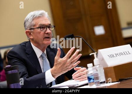 Le président du Conseil de la Réserve fédérale, Jerome Powell, témoigne de Capitol Hill, Washington, DC, USA, mardi, Le 22 juin 2021, lors d'une audience du sous-comité du coronavirus de la Chambre sur la réponse de la Réserve fédérale à la pandémie du coronavirus. Photo de Graeme Jennings/Pool/ABACAPRESS.COM Banque D'Images