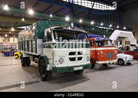 Camions espagnols. Retro Malaga 2021, Andalousie, Espagne. Banque D'Images