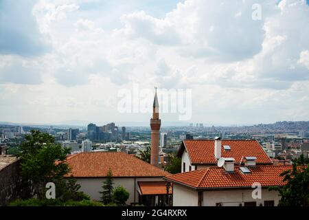 Vue sur la ville depuis le château d'Ankara. Banque D'Images