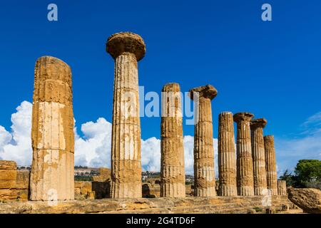 Temple d'Hercules dans la vallée des temples, Agrigento, Sicile, Italie. Vallée des temples d'Agrigento, Sicile, Italie. Banque D'Images