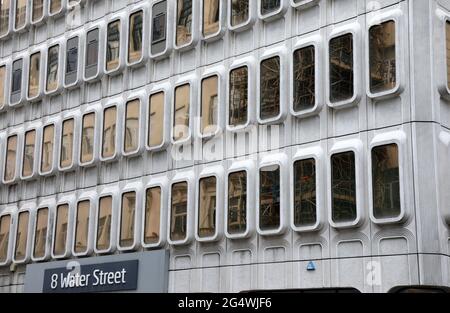 8 Water Street qui était le bâtiment de bureaux Aviva construit en 1973 Banque D'Images