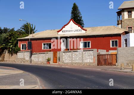 Lüderitz: Construction de la maison Woermann à Hafenstrasse, bâtiment de l'époque coloniale, région de Karas, Namibie Banque D'Images