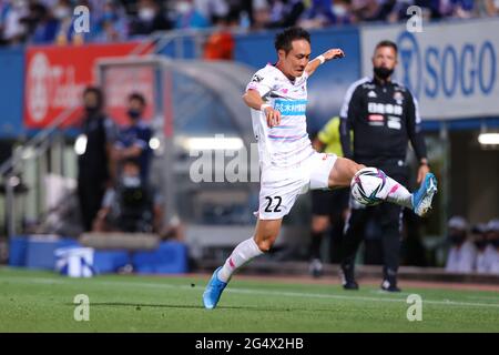 Stade de football NHK Spring Mitsuzawa, Kanagawa, Japon. 23 juin 2021. Stade de football NHK Spring Mitsuzawa, Kanagawa, Japon. 23 juin 2021. Tomoya Koyamatsu (Sagan), 23 JUIN 2021 - football : 2021 match de la Ligue J1 entre Yokohama F.Marinos 2-0 Sagan Tosu au NHK Spring Mitsuzawa football Stadium, Kanagawa, Japon. Credit: Yohei Osada/AFLO SPORT/Alay Live News Banque D'Images
