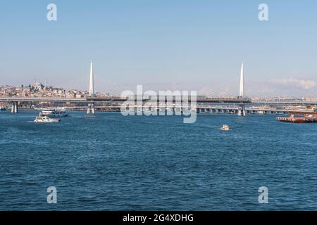 Turquie, Istanbul, Golden Horn Metro Bridge Banque D'Images