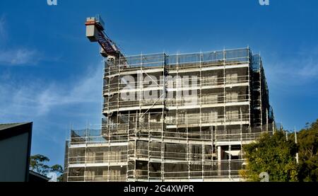 22 mai 2021. Photos de mise à jour de la progression du bâtiment. Les étages supérieurs sont maintenant formés. Vue de l'ouest. Construction de logements sociaux au 56-58, rue Beane Gosford. Au Banque D'Images