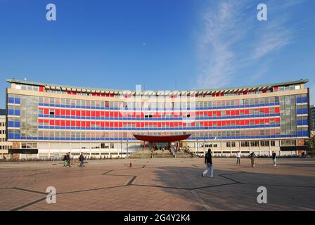 FRANCE, BAS-RHIN (67), STRASBOURG, ECOLE DE DROIT ROBERT SCHUMANN, ESPLANADE QUARTER Banque D'Images