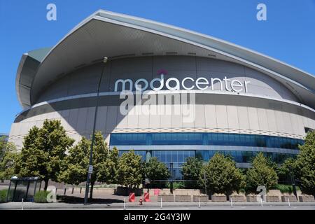 Une vue générale du Moda Centre, le mercredi 23 juin 2021, à Portland, L'arène accueille les Portland Trail Blazers. Banque D'Images